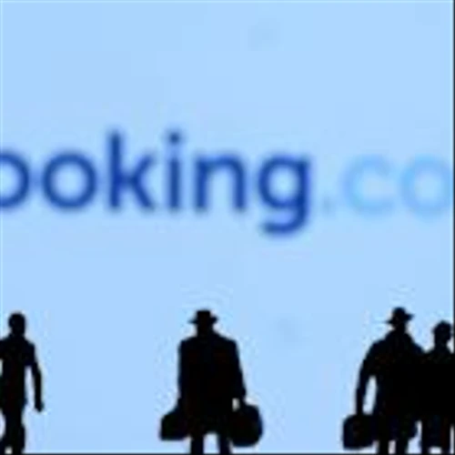 Ryanair and Booking.com reach tickets deal after long legal dispute