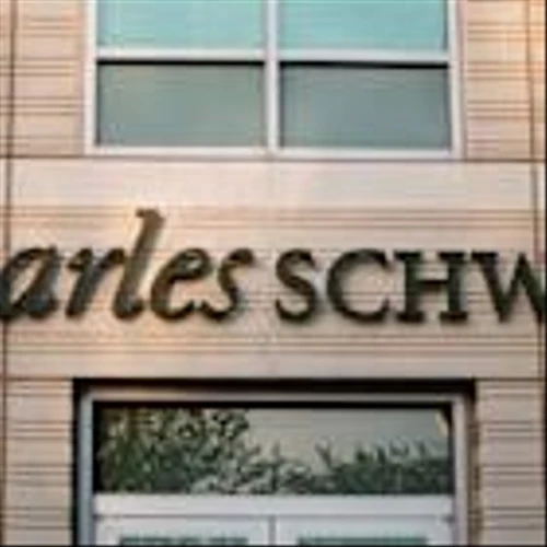 Schwab Agrees to Buy Private Share Platform for $660M