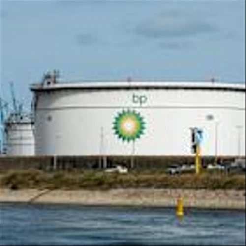 Weaker Oil Prices Threaten European Oil Majors’ Buybacks Next Year