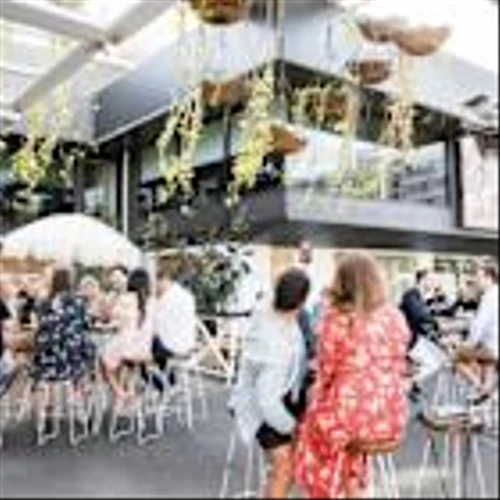 Jim Cramer Discusses Texas Roadhouse (TXRH)