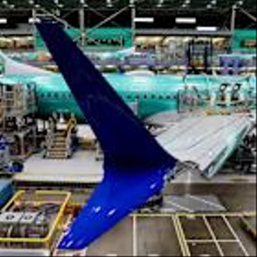 Analysis-Boeing rebuilding trust as airline bosses see improved jet quality