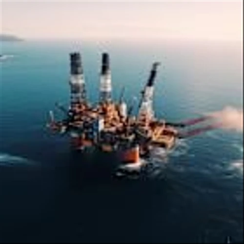 Why Exxon Mobil (XOM) is a Good Option to Invest in LNG