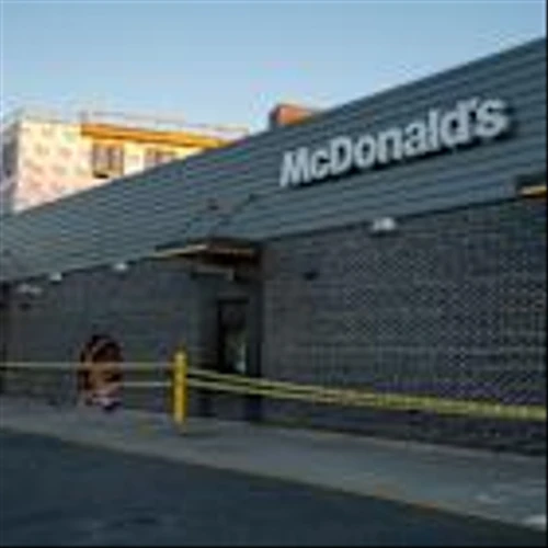 Here's How You Can Earn $100 In Passive Income By Investing In McDonald's Stock