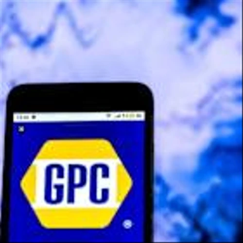 What Are Wall Street Analysts’ Target Price for Genuine Parts Company Stock?