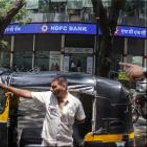 HDFC Sells $717 Million of Home Loans to Reduce Credit Book
