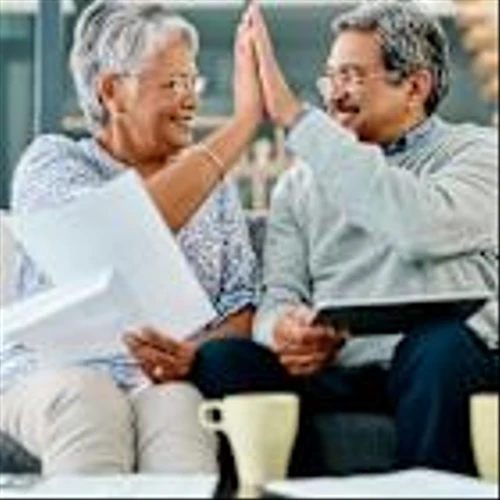 2 Healthcare Stocks for Beginner Investors With a 10-Year Time Horizon