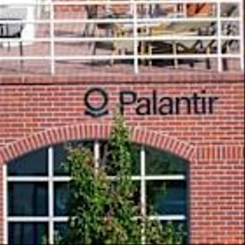 Palantir CEO Reportedly Holds 'Secret' Meetings With South Korean Conglomerates: 'Almost Military Discipline'