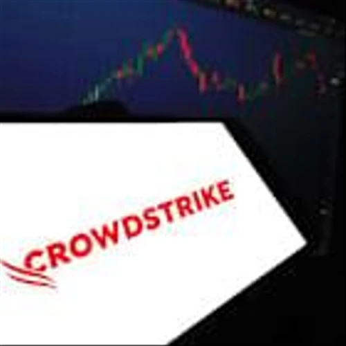 CrowdStrike Slides 7% Today as AI Rivals Intensify Pressure