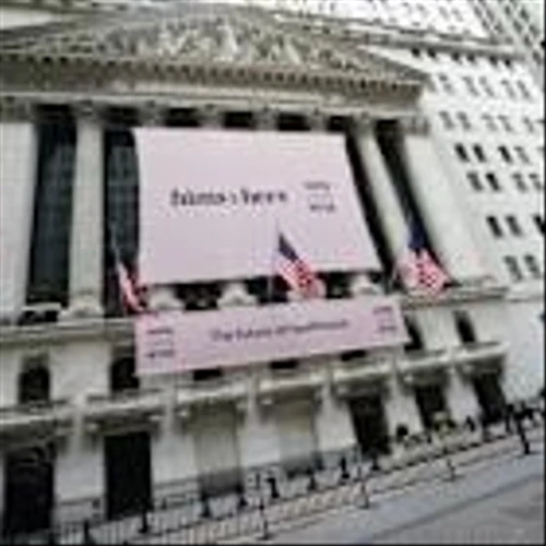 Analysis-Hims expansion may not come in time for risky GLP-1 business