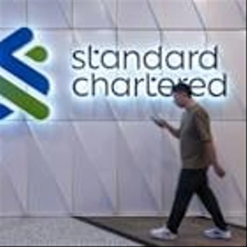 StanChart Unveils New $1.3 Billion Buyback as Profit Beats