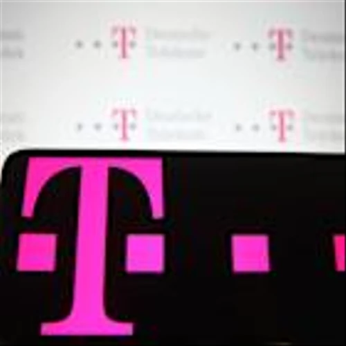 What Are Wall Street Analysts' Target Price for T-Mobile Stock?
