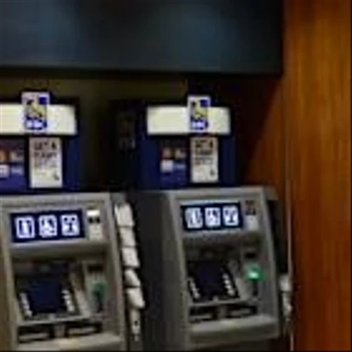 Why The Narrative Around Royal Bank of Canada Is Shifting After Analyst Upgrades And New Targets