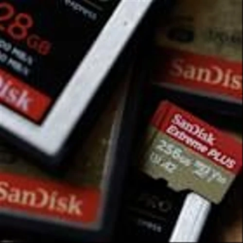 Memory Is Wall Street’s Favorite Tech Trade as Mag 7 Disappoints