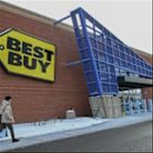 Best Buy Q2 beats estimates, warns of tariff impact; buyers 'thoughtful' on costly items