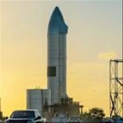 SpaceX Delays Risk NASA Moon Mission. Rivals Rally On Potential Contracts.