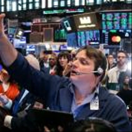 Dow Industrials, S&P 500 Close Lower Ahead of Crucial Jobs Report