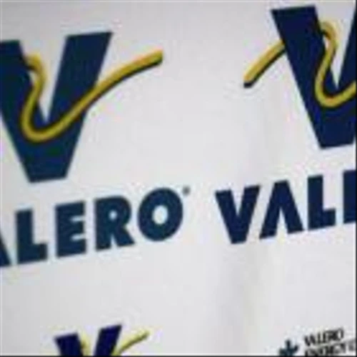 Valero Energy's Q1 Earnings Miss on Lower Refining Margins