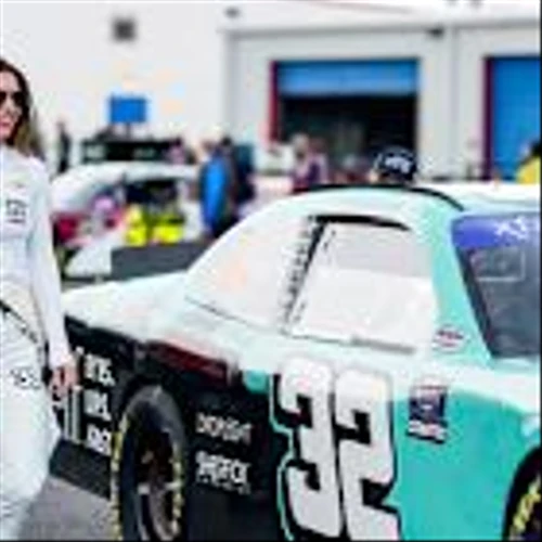 e.l.f. Revs Up Support for Katherine Legge at NASCAR’s Coca-Cola 600 Weekend