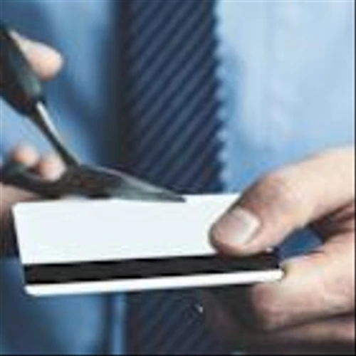 I don’t want to pay the new $895 American Express Platinum fee — but will canceling the card hurt my credit score?