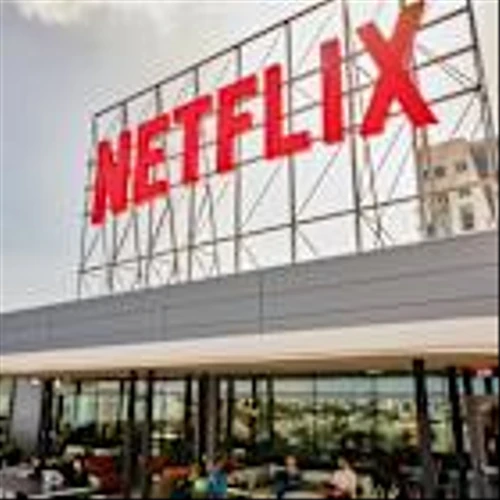 2 Top Growth Stocks to Buy in 2026 That Should Be Immune to an AI Stocks Bubble Bursting: Netflix and Casey's General Stores