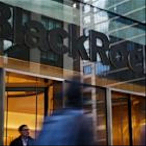 Moody’s Sounds Alarm on Private Funds for Individuals