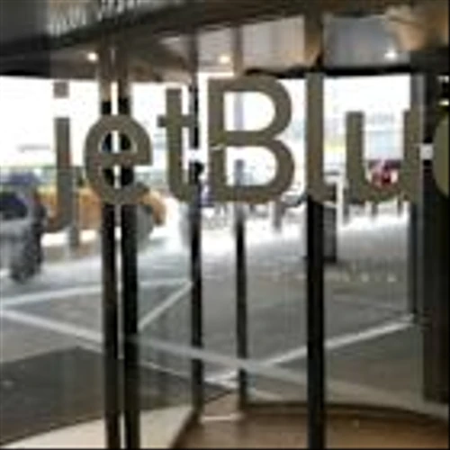 JetBlue plans new cost cuts amid weak travel demand, memo shows