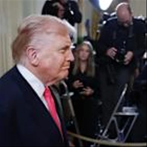 Trump Calls for Investigation Into Democrats Named in Epstein Emails