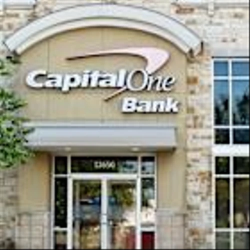 Are Wall Street Analysts Predicting Capital One Financial Stock Will Climb or Sink?