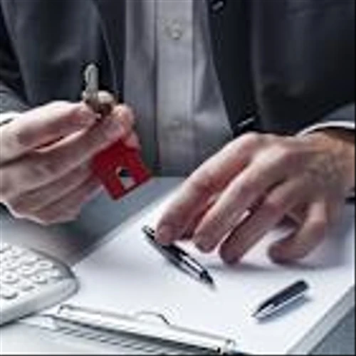 Kimco Realty Corporation (KIM) Positions for Long-Term Stability Amid Mixed REIT Sector Signals