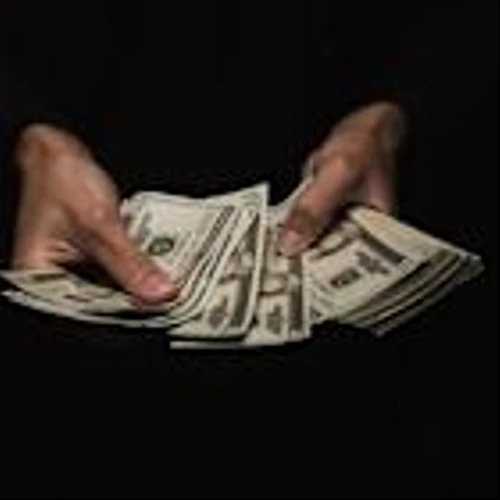 How Virtus Investment, Fifth Third Bancorp, And VICI Properties Can Put Cash In Your Pocket