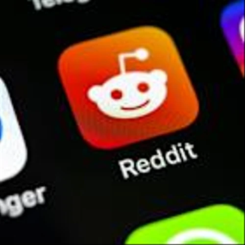Reddit Surges 120% in Three Months: Should You Buy the Stock Now?