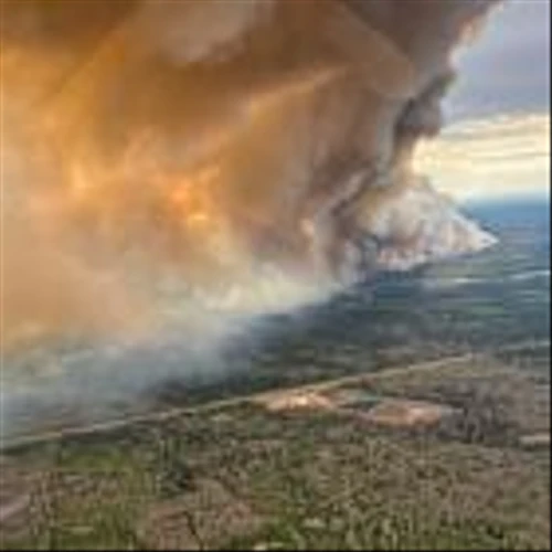 Alberta Wildfires Shut About 7% of Canada’s Oil Production