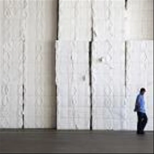 Suzano Sees Weak Real as Favorable Even After Record Loss