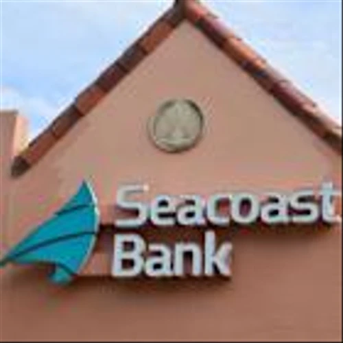 Seacoast enters $710.8m deal to buy Villages Bancorporation
