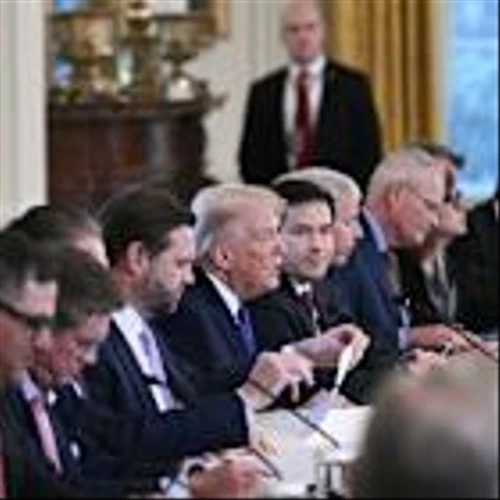 Trump Presses Oil Executives to Invest in Venezuela—but Gets Lukewarm Reception