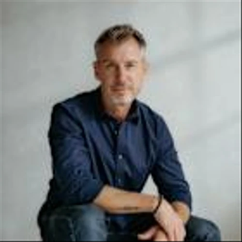 EXCLUSIVE: Glossier Names Colin Walsh CEO