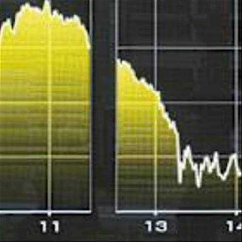 Yen Strength Lifts Japanese Bonds, Pushes Down Stocks