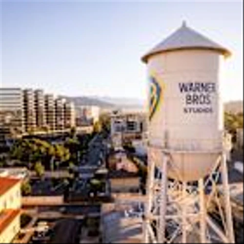 Warner Bros. Fight Hinges on Value of Shrinking Cable Assets
