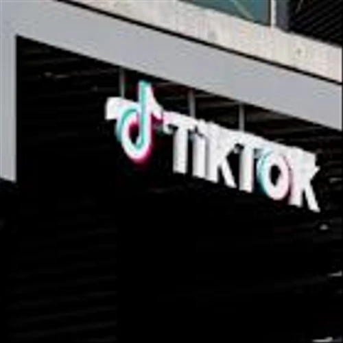Trump Signs TikTok Executive Order. Who Is Involved in the Deal and How Much It’s Worth.