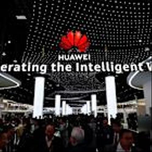 Huawei’s AI Lab Fends Off Accusations It Copied Rival Models