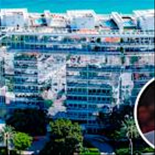 Ex-Starbucks CEO Howard Schultz Pays $44 Million for Florida Penthouse