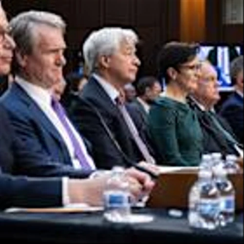 Six Wall Street bank chiefs bring in combined pay of $250 million in 2025