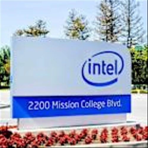 Intel Stock Drops After Q4 Earnings: Is INTC a Buy Now?