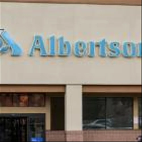 Albertsons Sales Grow on Boost From Pharmacy Business