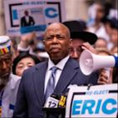 Bill Ackman Backs Adams in NYC Mayor's Race