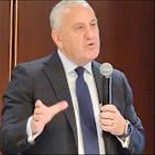 Union Pacific CEO: America needs coast-to-coast railroad, now