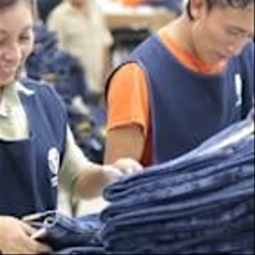 Did V.F. Corp’s (VFC) 2026 Note Redemption and Outreach Just Reframe Its Capital Strategy?