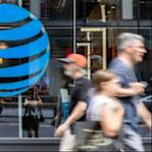 AT&T sounds the alarm on falling customer numbers