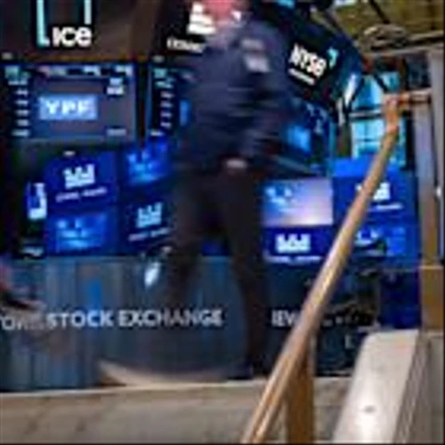 S&P 500 Gains and Losses Today: Chip Stocks Drop as Top Firms Cite Export Restriction Effects