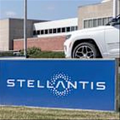 Stellantis CEO calls EU’s revised ICE plan unclear for long-term investment
